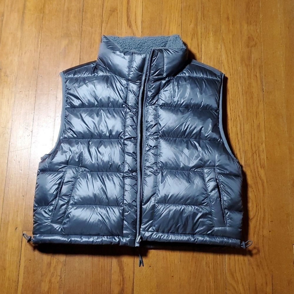 Gilly Hicks Metallic Gray Puffer Vest